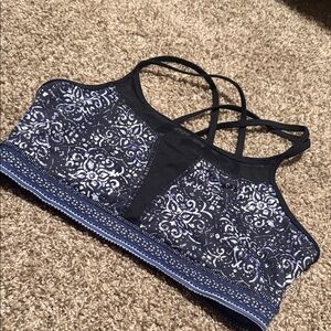 GAIAM Black and Blue Printed Sports / Yoga Bra (M) - EUC!